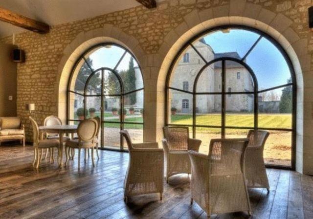 Отель Chateau De Charge Тур Экстерьер фото